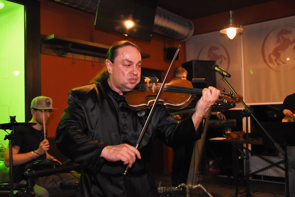 Jiří Erlebach, tentokrát s kapelou